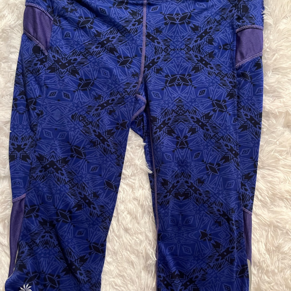 Blue Athleta capris size large